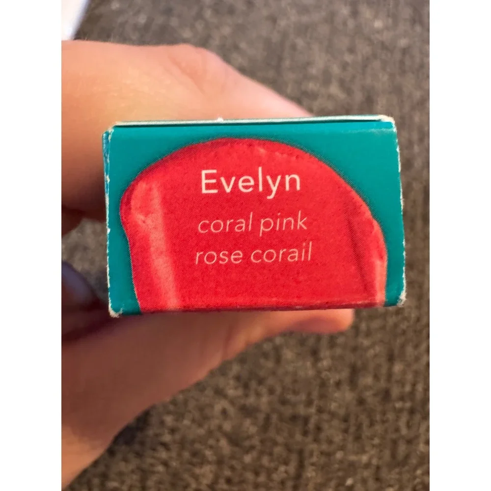 Thrive Causemetics EmpowerMatte Precision Lipstick Crayon Evelyn Coral Pink